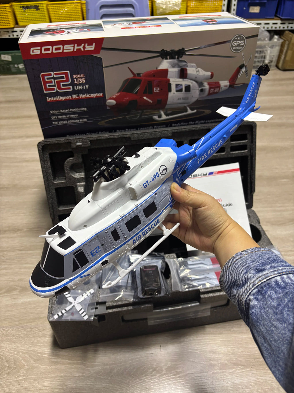 NEW Goosky E2 Gps 1/35 Rc Helicopter Dual Brushless Motor Tof Flight Control System Bnf/Rtf Remote Control Helicopter Toy Gift